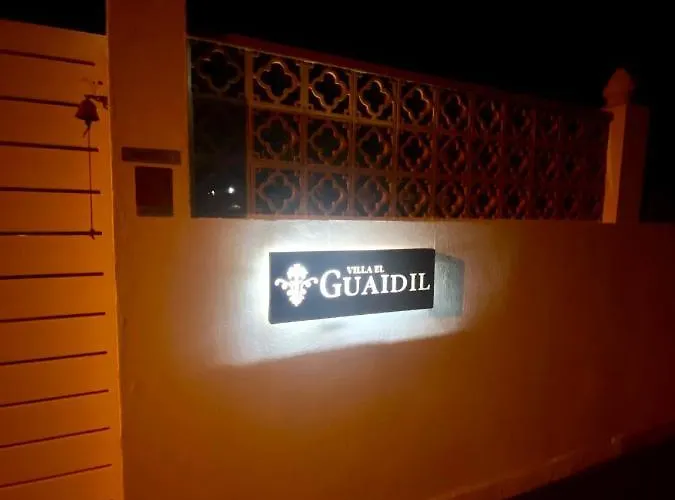 Apartment Residencial El Guaidil Triquivijate