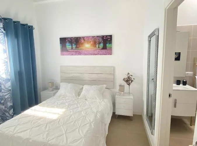 Residencial El Guaidil Apartment *