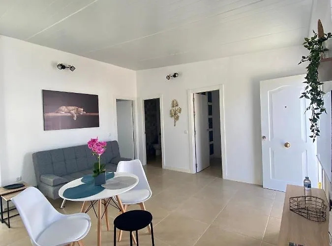 Residencial El Guaidil Apartment *
