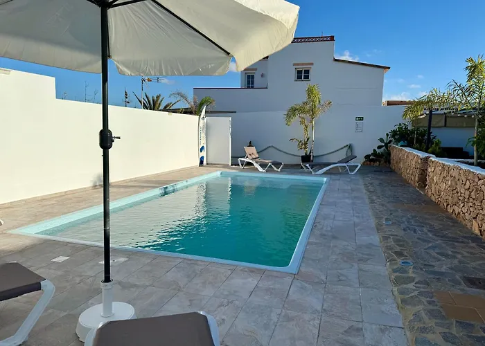 Apartment Residencial El Guaidil Triquivijate